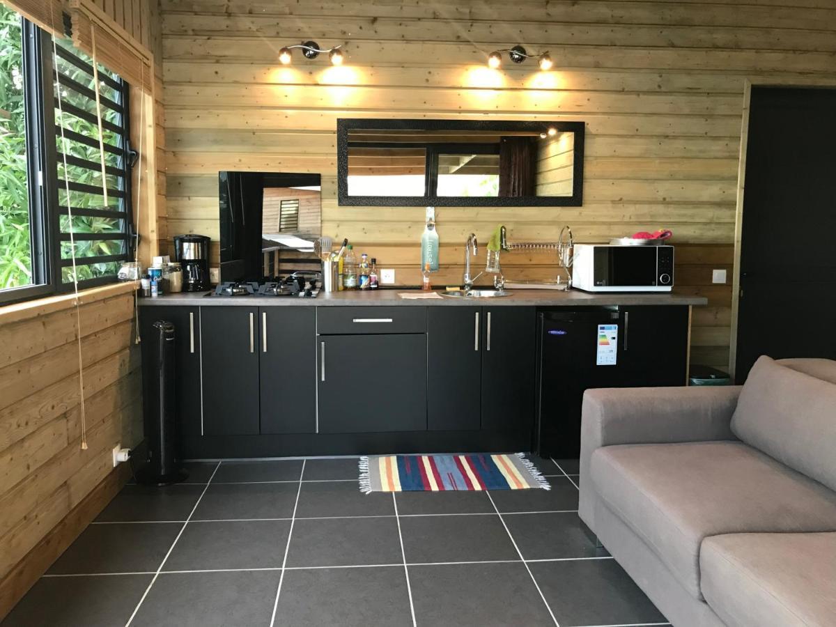 Lounge Des Hauts, 3 Maisons A L'Etang-Sale Avec Vue Sur L'Ocean Indien Et La Foret Exterior foto