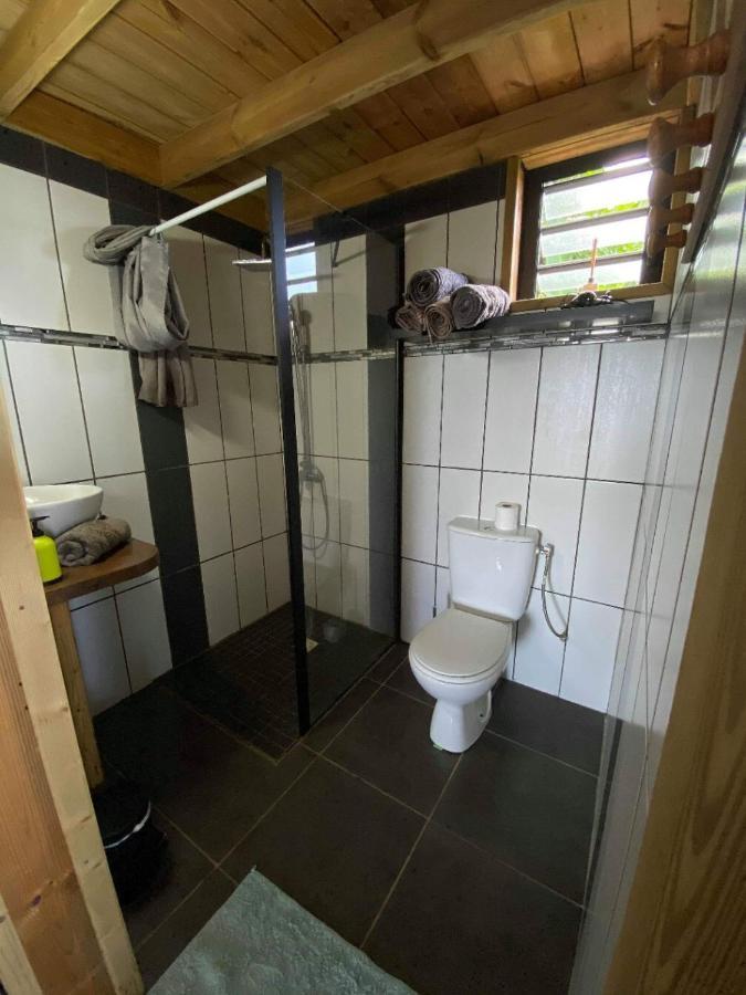 Lounge Des Hauts, 3 Maisons A L'Etang-Sale Avec Vue Sur L'Ocean Indien Et La Foret Exterior foto